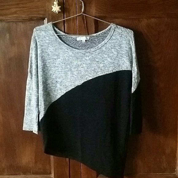 Moa Moa two tone sweater - Picture 2 of 5